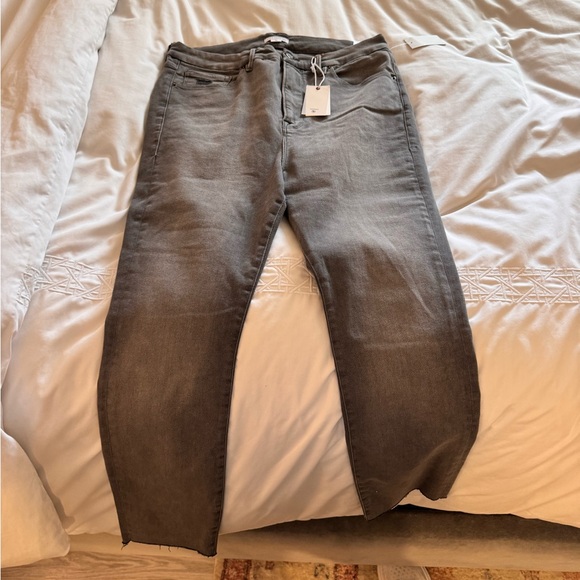 Good American Good Legs Jeans - Picture 1 of 4